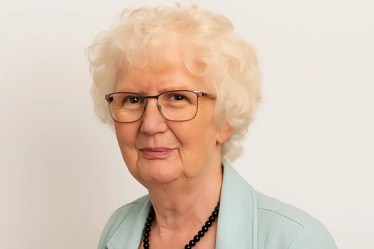 Caroline Crowther